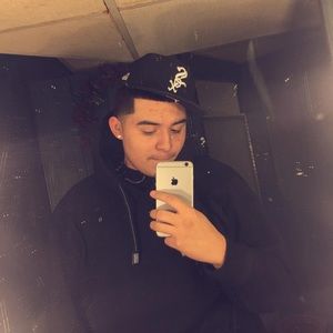 Meet your Posher, Adair